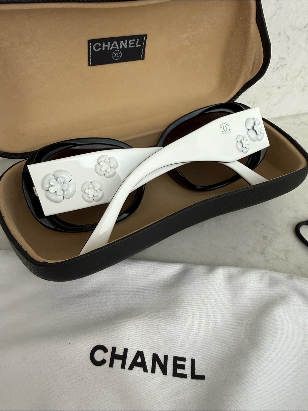 CHANEL Black Sunglasses with White Trim Oversized Oval Frames - Picture 5 of 7